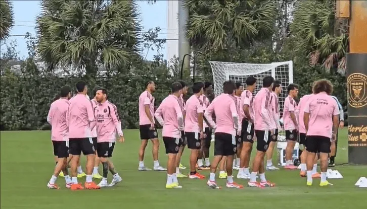 迈阿密跟队：梅西/苏牙/德保罗正常训练，阿连德等人仍缺席